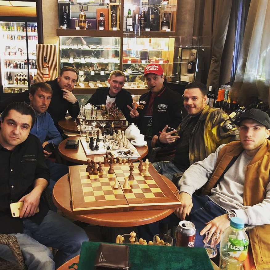 Сигарно-Шахматный турнир в салоне СИГАРЫ И ВИСКИ продолжается …